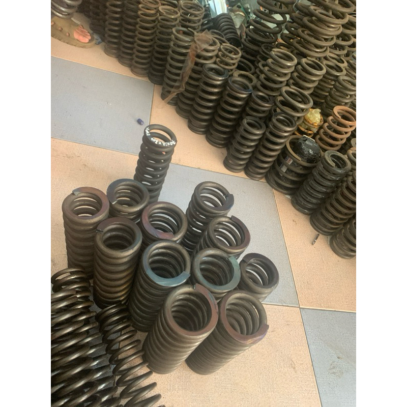 lò xo nén phi 70 (ngoài 70mm sợi 12 dài 200mm)❌❌❌