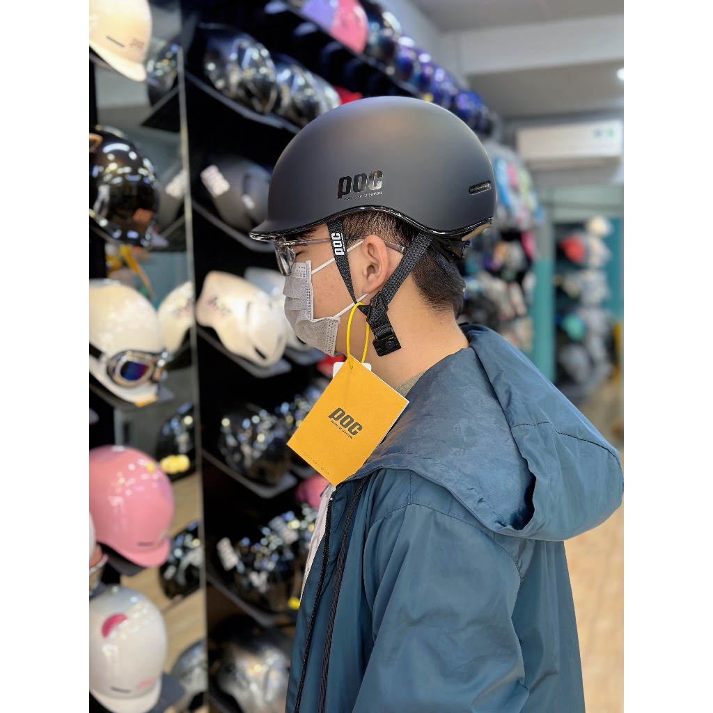 Nón Bảo Hiểm Thể Thao POC P19 Màu Đen Nhám Cao Cấp Phong Cách Cổ Điển - CHÍNH HÃNG