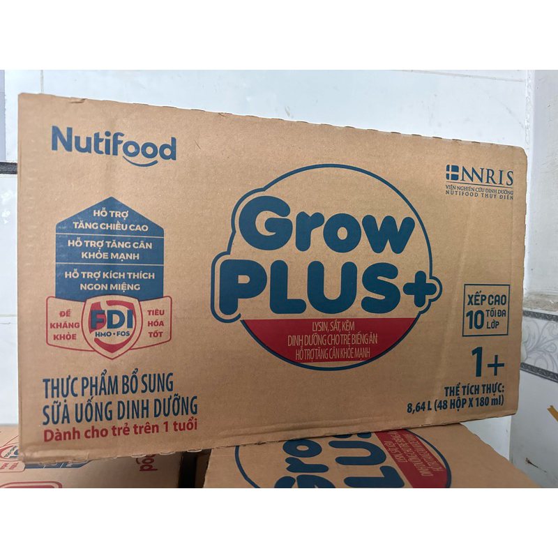 Thùng sữa Grow Plus+ 1+ Xanh 180ml Nutifood