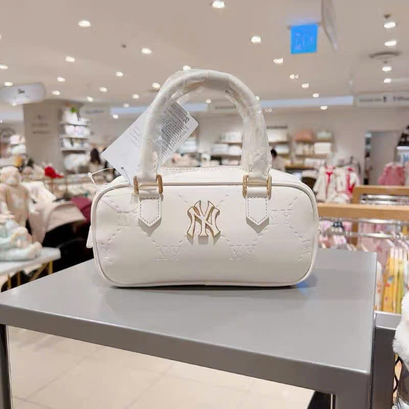 Túi MLB Chính Hãng - Túi Xách MLB NY Classic Monogram Jacquard Boston Bag 7ACRMD55