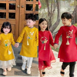 Áo dài bé trai bé gái 2 màu đỏ vàng - họa tiết thêu trên nền vải tafta Pháp cao cấp