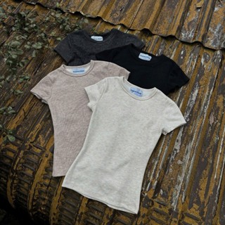 Calem Club - FORM NHỎ - Áo thun ôm nữ Basic chất len tăm nhuyễn co giãn nhẹ tôn dáng Y2K áo ôm body ngắn tay cổ tròn