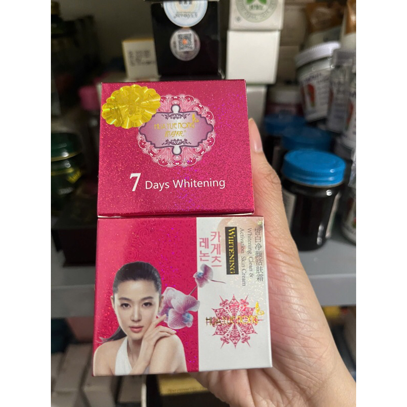 Kem Hoa Anh Đào 7Days Whitening