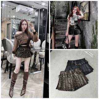   Follow shop nhận mã 10k  Chân váy ngắn chữ A da xoè xếp ly khoá lệch UMEE STORE QCCC QCL1 CV0530 5817 