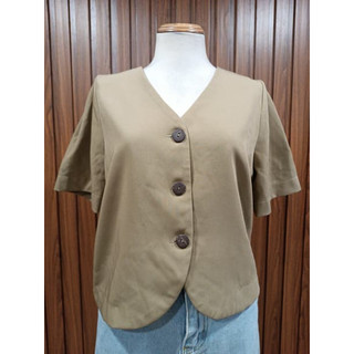 AUFRA thanh lý - Áo cổ V bymo - Size M