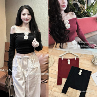 Áo thun trễ vai dài tay đính 2 bông hoa, áo trễ vai nữ, Lipeo.store