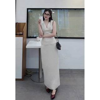 SET LINEN SÁT NÁCH CỔ V CỘT DÂY EO MIX CHÂN VÁY BÚT CHÌ CÓ XẺ SAU DÁNG DÀI 90CM SIÊU TÔN DÁNG PHONG CÁCH BASIC HÀN QUỐC