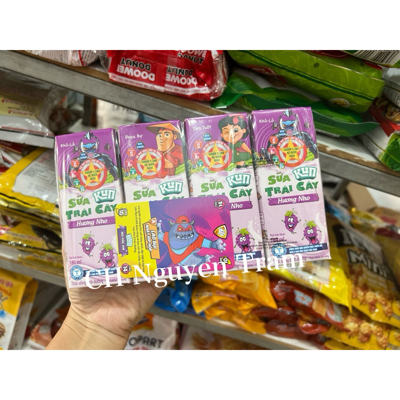 Lốc 4 hộp sữa trái cây Kun 180ml