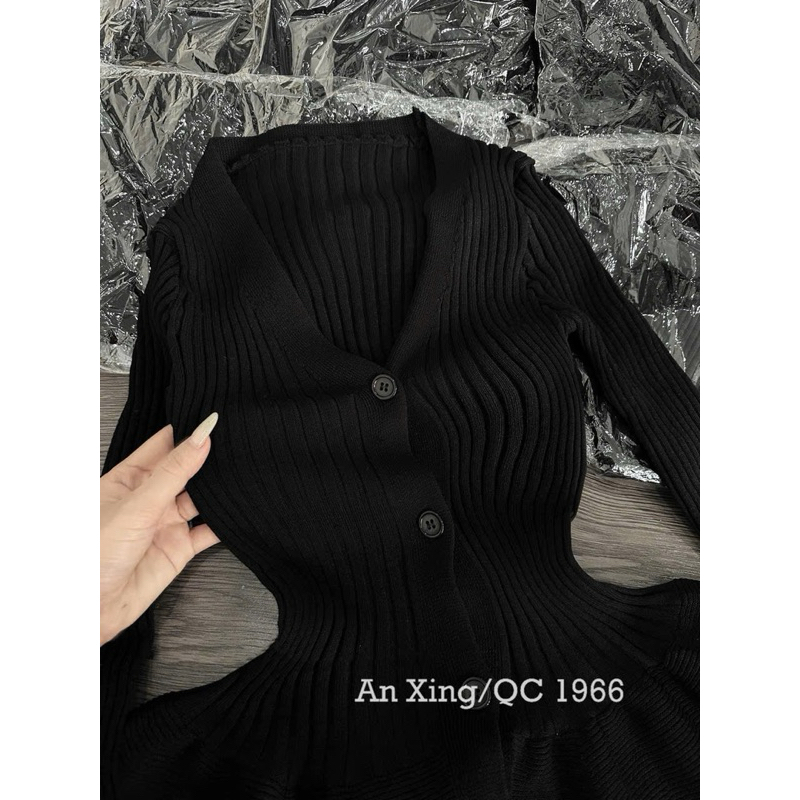 (Hàng QC loại 1) Váy Len Nữ Đầm Body Len Hàn Cổ V Dáng Ngắn Tay Dài Hàng QC Cao Cấp | BigBuy360 - bigbuy360.vn