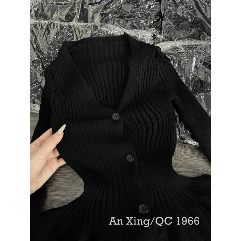 (Hàng QC loại 1) Váy Len Nữ Đầm Body Len Hàn Cổ V Dáng Ngắn Tay Dài Hàng QC Cao Cấp | BigBuy360 - bigbuy360.vn