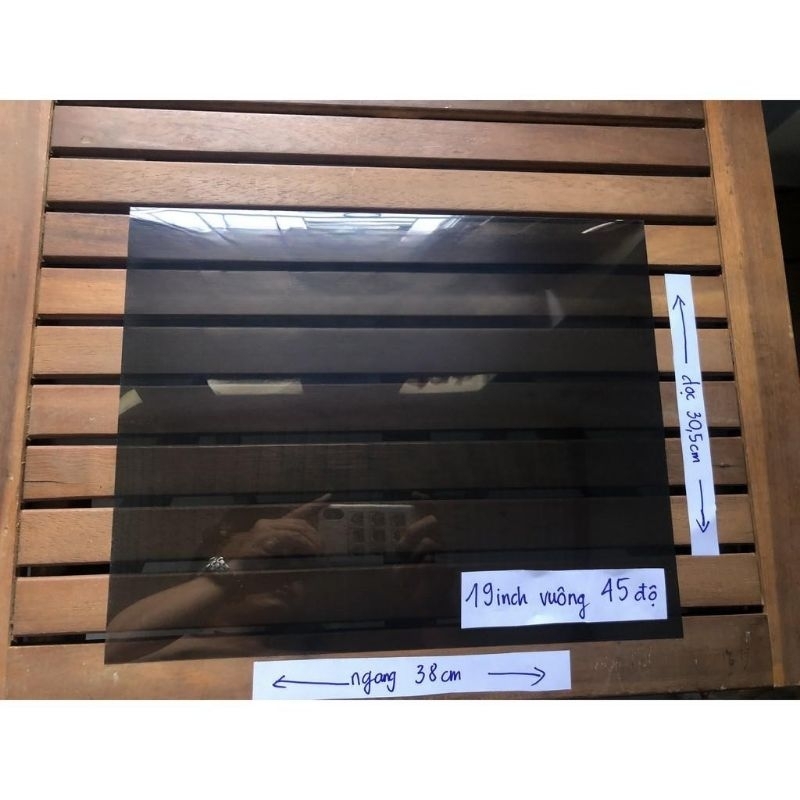 phim phân cực 17 in 19 in vuông dùng để dán màn hình LCD,film đa năng 17inch 19inch màn hình
