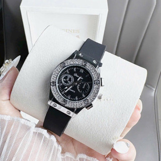 Đồng Hồ Nữ Mặt Tròn Đính Đá Dây Cao Su Mềm Chống Nước 3atm A7