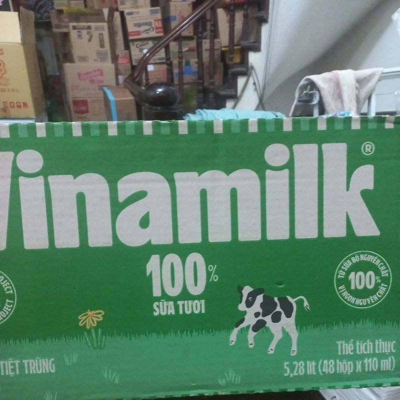 Thùng sữa vinamilk 110ml có đường