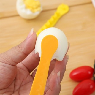 Dụng cụ cắt trứng luộc