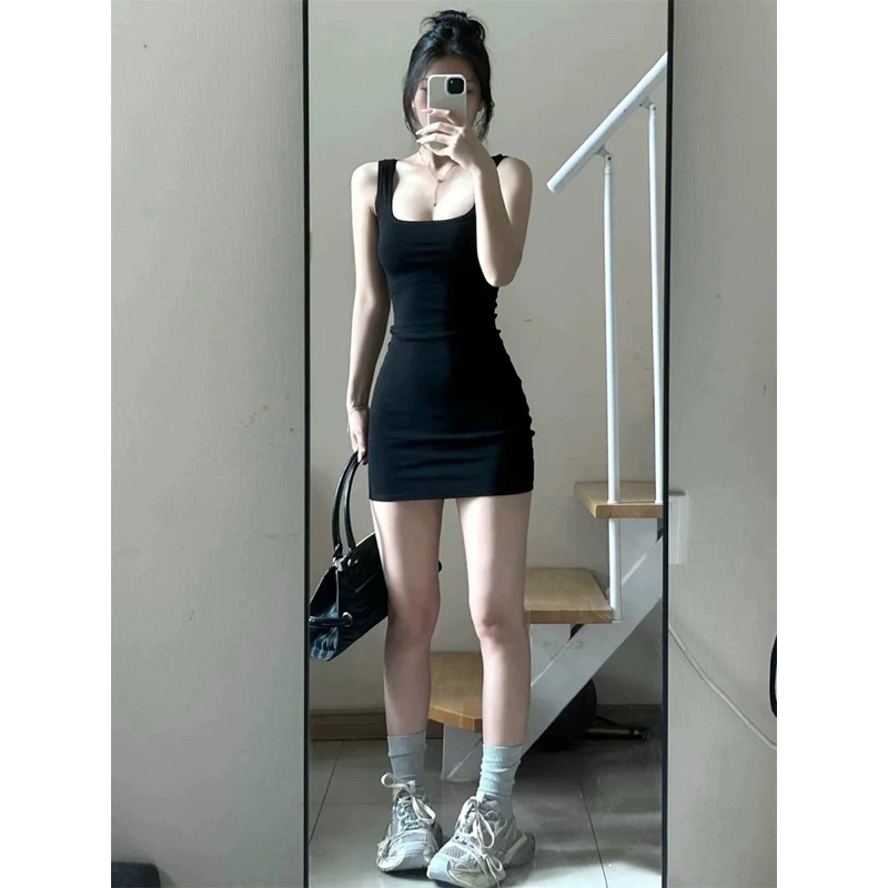 Đầm body nữ cổ vuông thun dày basic cá tính Lolystore