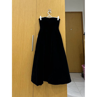 pass đầm LE’GER size S