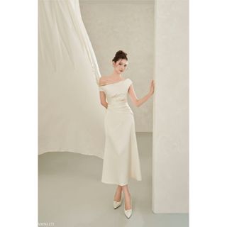 Váy đầm lụa nữ dự tiệc dáng dài thiết kế trễ vai dây chéo xếp ly sang chảnh tiệc cưới TIINSTORE VHN1173