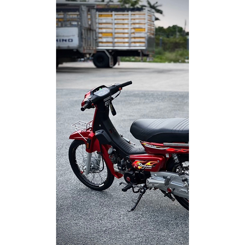 tem lửa chế xe Dream lùn đỏ cendy- tem in vi tính cao cấp