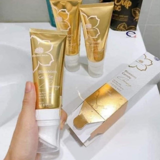  Sữa rửa mặt dịu nhẹ dưỡng trắng ngừa mụn MAGIC SKIN 