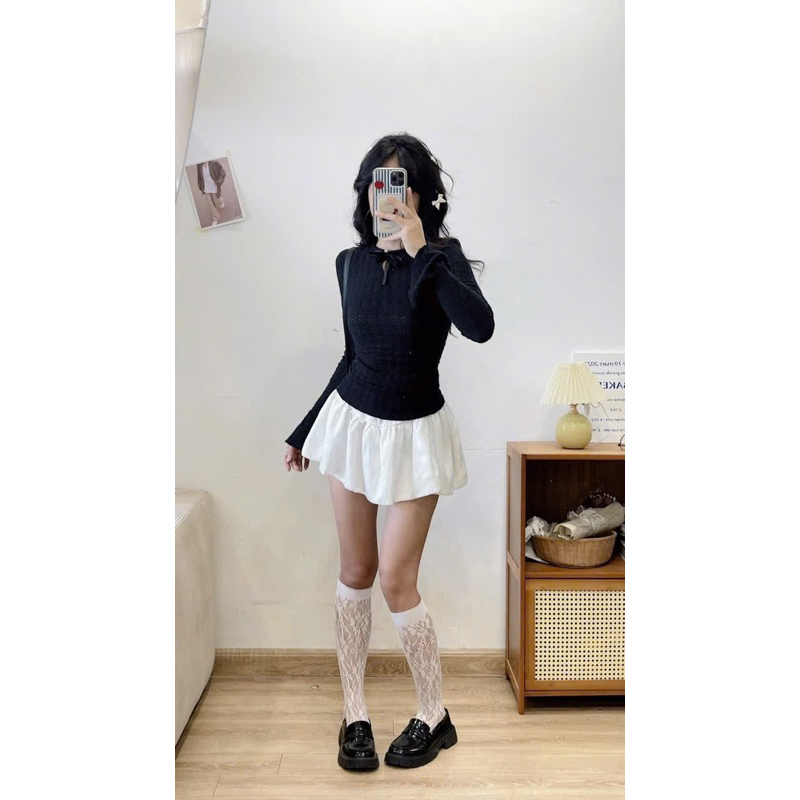 (Hàng đẹp có sẵn) Áo thun dài tay cổ tròn đính nơ thiết kế Tay loe điệu đà Kumikumi | BigBuy360 - bigbuy360.vn