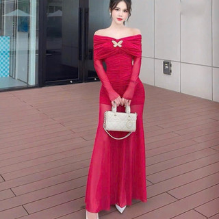 Váy maxi trễ vai tầng