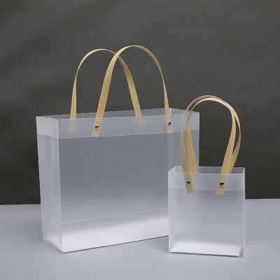 Túi MIca Ngang (M9) Đựng Quà Tặng - set 10 cái Túi Nhựa Trong Cán Mờ (26*34*11cm), Túi Mica Quai Dẹt Đựng Hoa