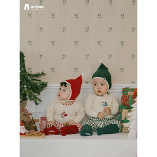 Bộ đồ dài tay phối quần kẻ caro NOEL EMBES, bộ nỉ thu đông trần bông hoạ tiết Noel cho bé từ 8kg đến 17kg.