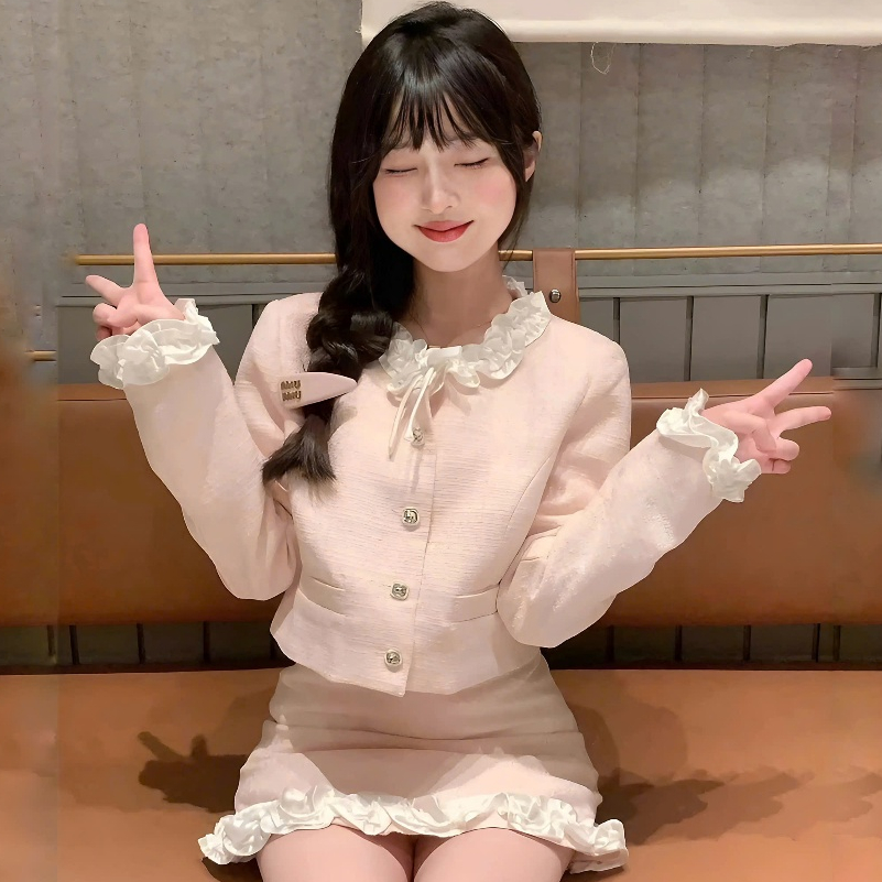 Set Tiểu Thư 2 Món Gồm Áo Dạ Phối Viền Bèo + Chân Váy Dạ Dáng Chữ A Có Quần Trong | BigBuy360 - bigbuy360.vn