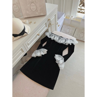 Betti Club - Black Velvet Dress - Váy nhung đen phối ren bèo