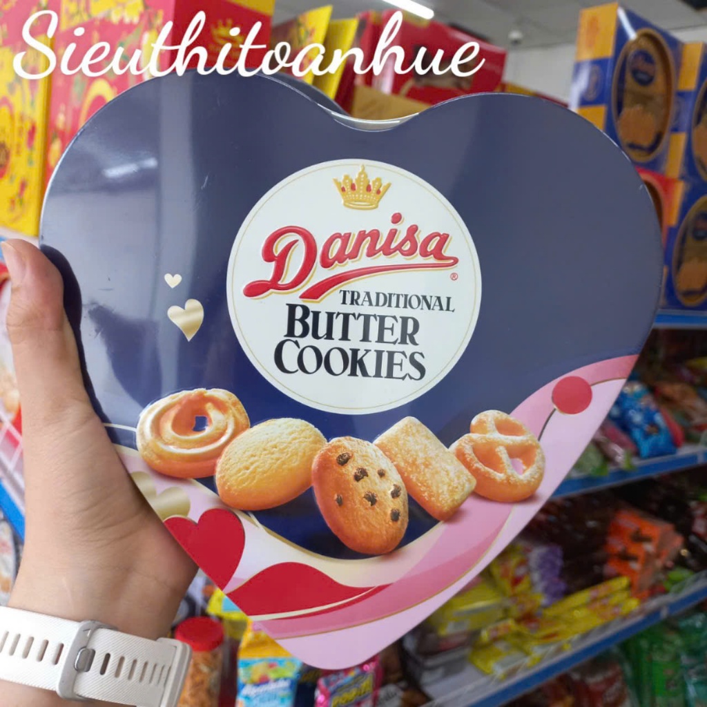 Lẻ 1 Hộp Bánh quy bơ Danisa hộp trái tim 132gram