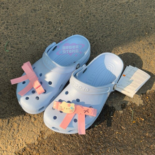 Dép Sục Crocs Classic Đế Thấp Ribbon Coquette Nơ Hồng