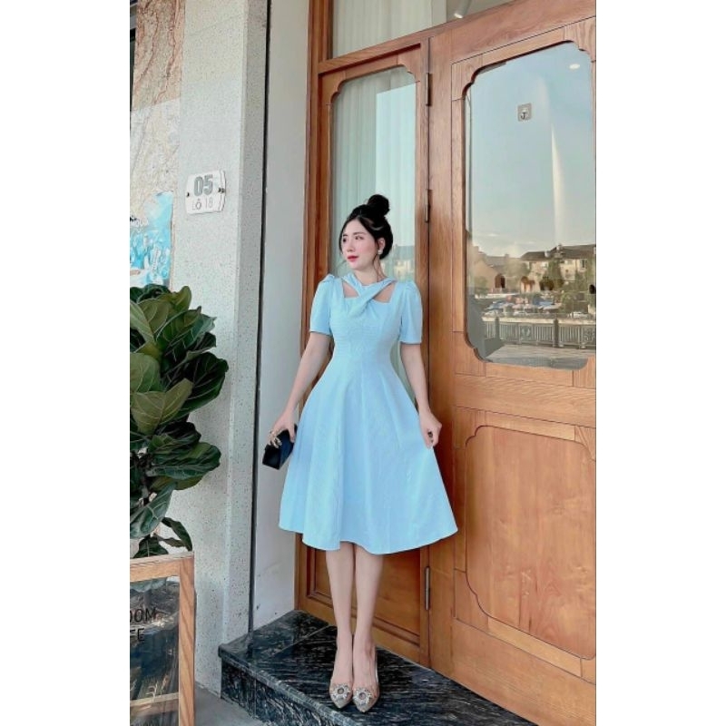 váy công sở 99 màu trắng size m.màu hồng size s