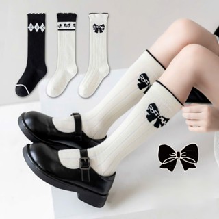 SÉT 5 Đôi Tất Đùi Cotton Mùa Thu Đông Cho Bé Gái Tone Đen Trắng , Tất Hoạ Tiết Cổ Bèo Te75