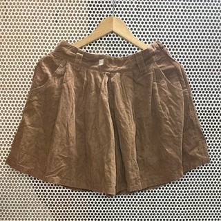 2HAND Chân váy len, dạ, vải.