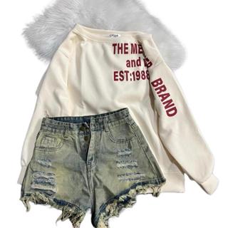 Set Áo Nỉ Sweater Lệch Vai Kèm Quần Short Jean 4 Cúc