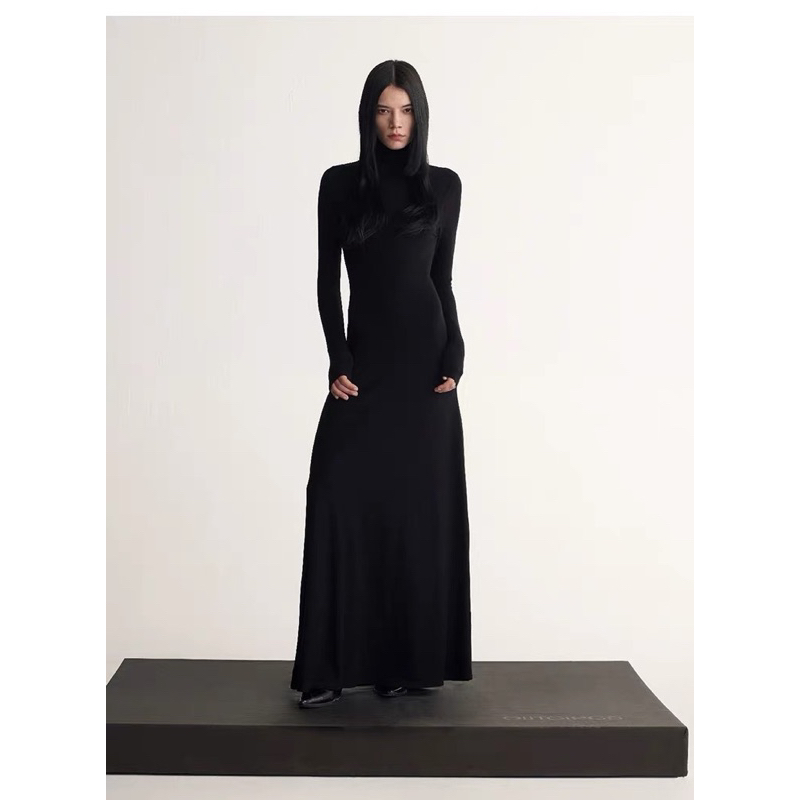 Đầm thun maxi sát nách cổ lọ phong cách thu đông basic | BigBuy360 - bigbuy360.vn