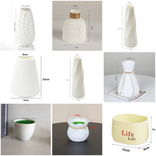 lọ nhựa cắm hoa có nhiều các loại