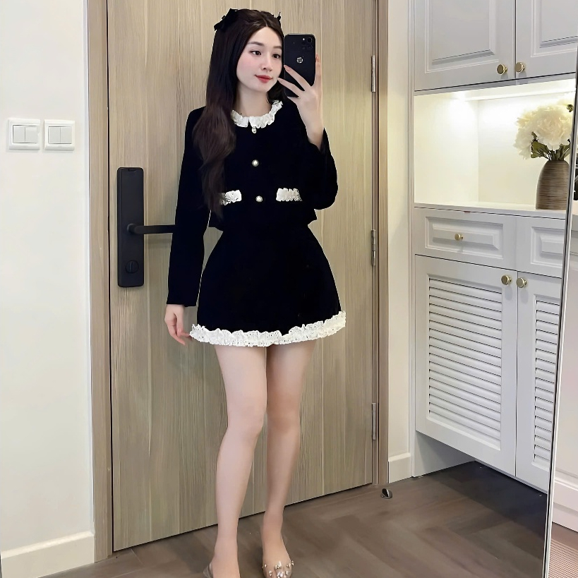 Set Nhung 2 Món Gồm Áo Khoác Nhung Phối Viền Bèo + Chân Váy Chữ A Bèo Gấu Có Quần Trong | BigBuy360 - bigbuy360.vn