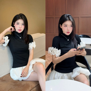 Set Áo Gân Đen Cổ Lọ Cộc Tay Phối Viền Xếp Mix Chân Váy Bồng Nhún Tùng Bí Màu Trắng Kem