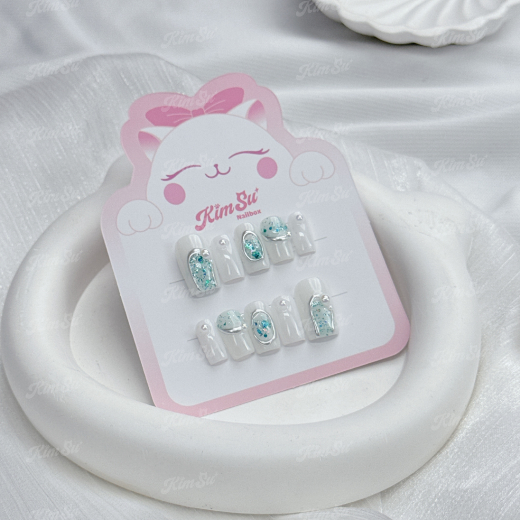[M111] Nailbox trắng ẩn nhũ mix tráng gương