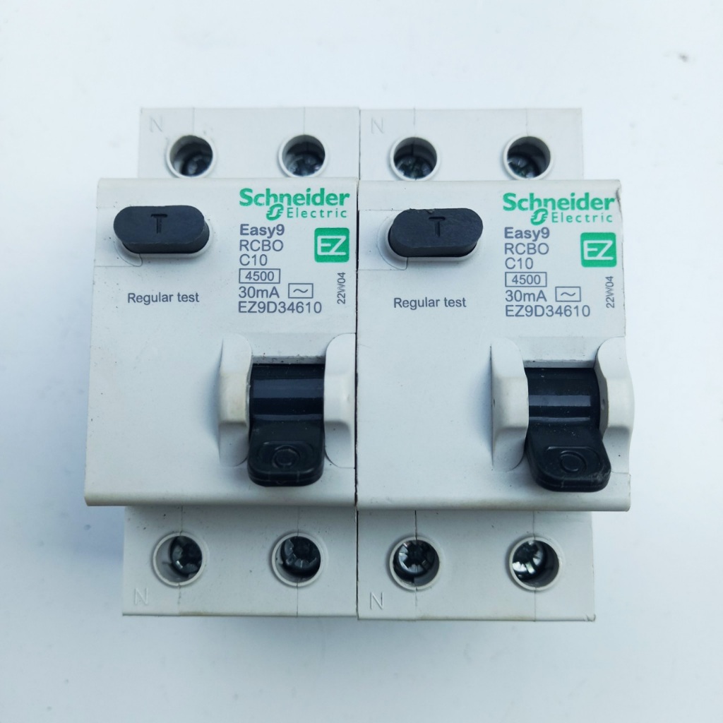 Aptomat chống giật schneider 10A - 63A. 220v dòng rò 30mA -cb chống giật -attomat,cầu dao tự động, c