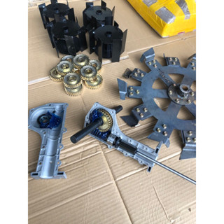 Bộ đào rãnh chôn ống tưới, lưỡi dầy dặn, chắc chắn, ráp máy cắt cỏ ống cần 28mm, ti 9 khía