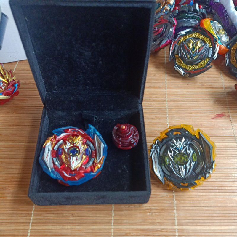 Beyblade Burst Infinite Achilles