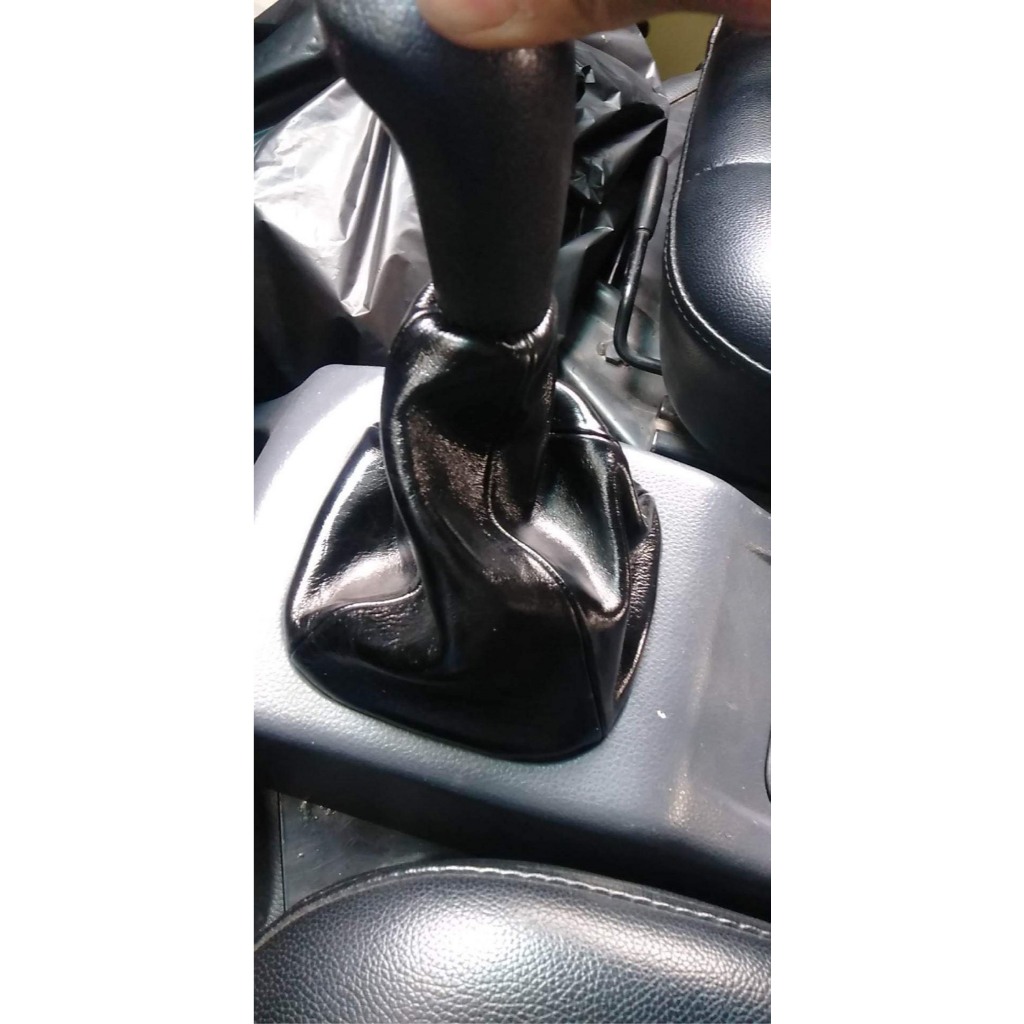 Chụp bụi cần số Mazda 626 da bò xịn không bong nổ da - Ốp da chắn bụi hộp số mazda 626 số sàn