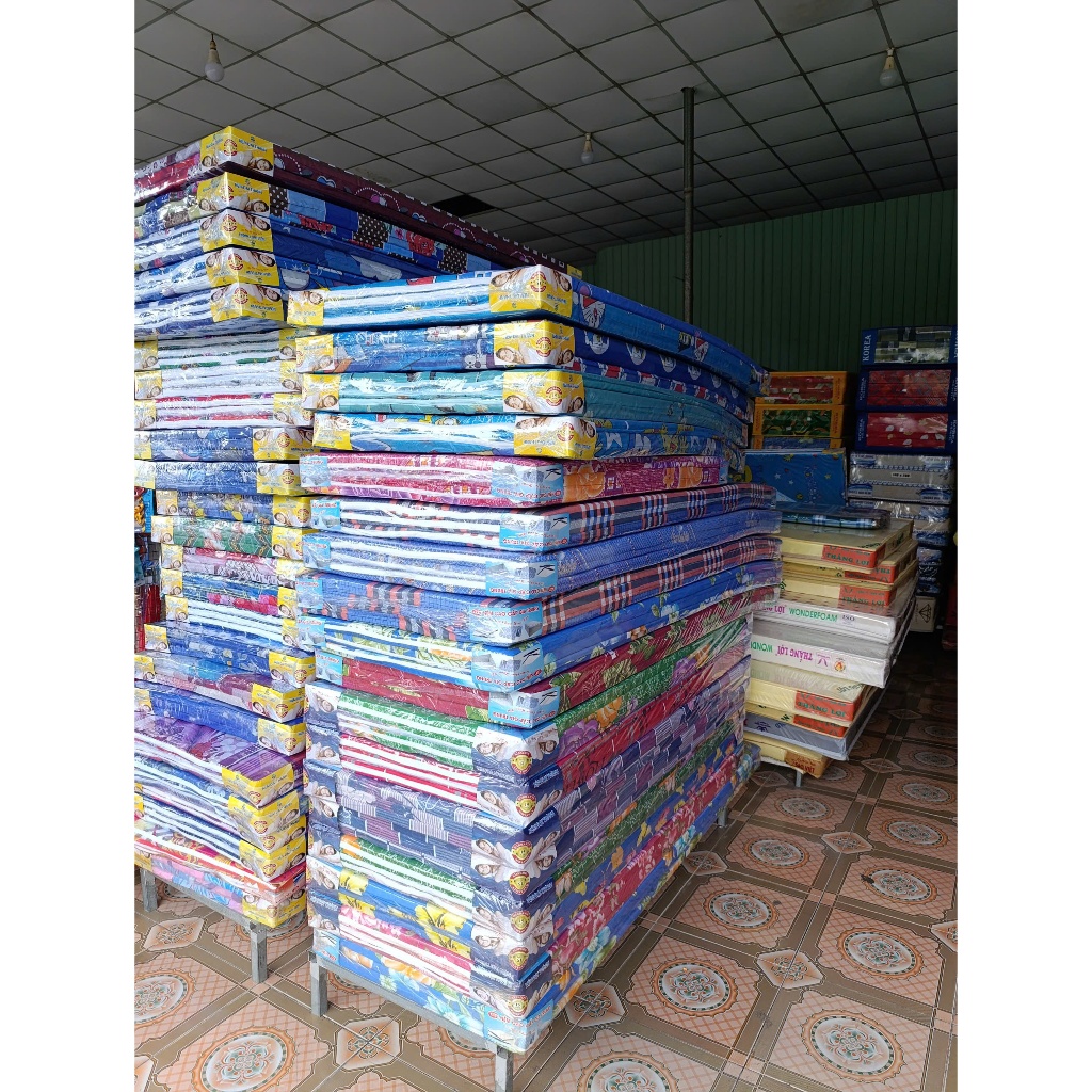 Nệm mút xốp gấp 3, nệm PE gấp 3 đủ loại kích thước, màu sắc đa dạng