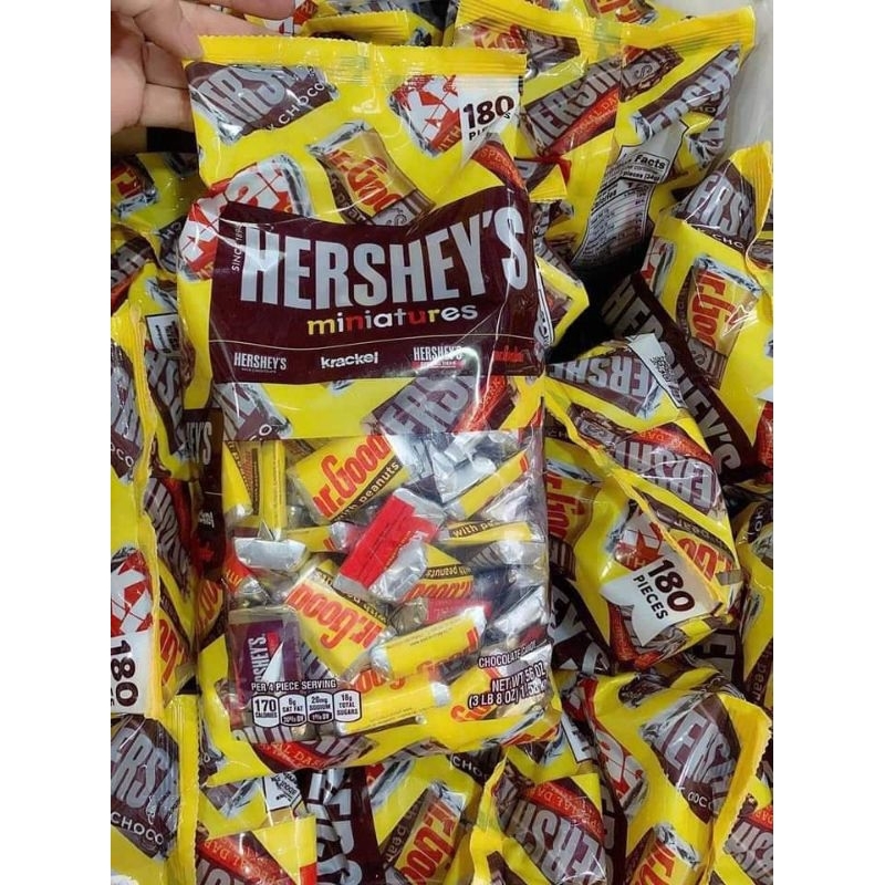 Socola Hershey’s Miniature Chocolate  Socola Hershey’s Miniature Chocolate 180 viên 🛬🛬