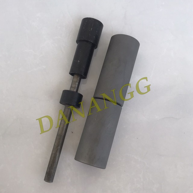 Cảo đóng bạc gắp xe máy