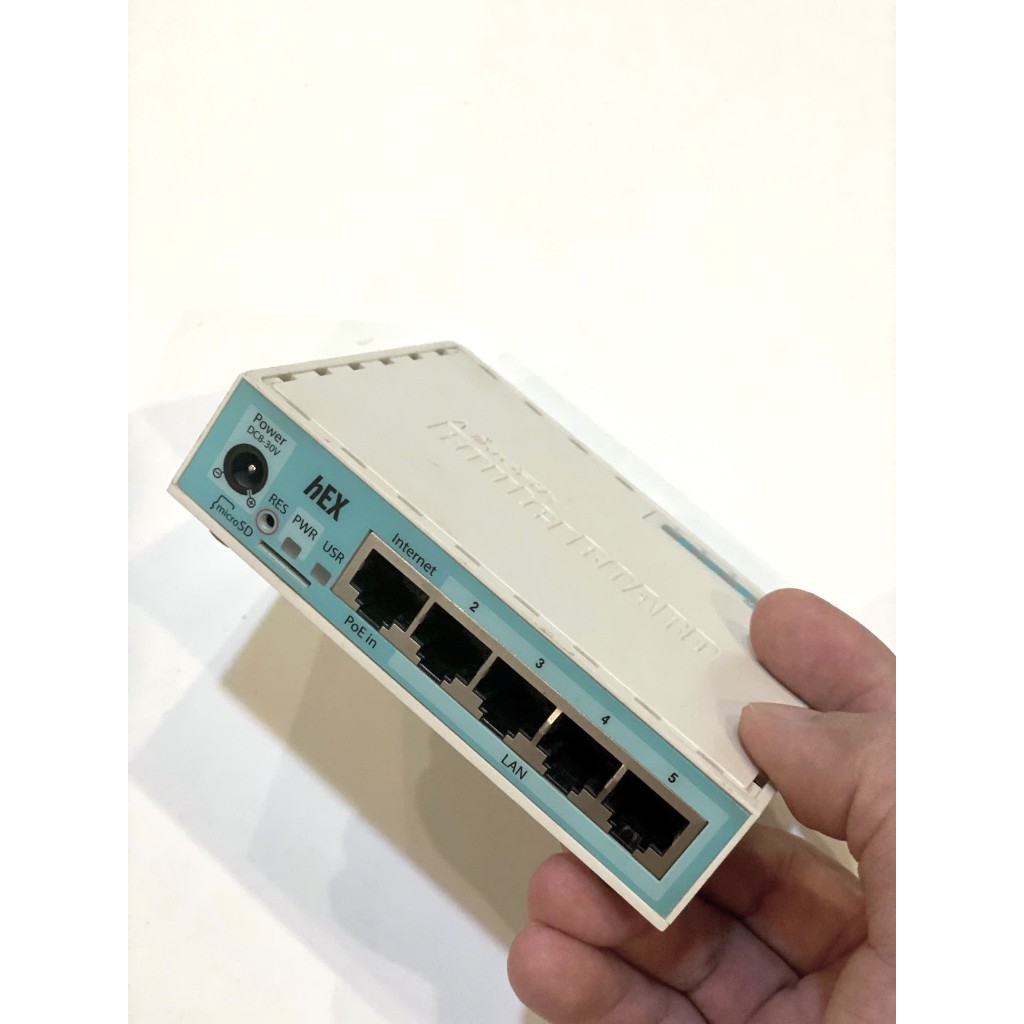 Thiết bị Mikrotik Rb750gr3