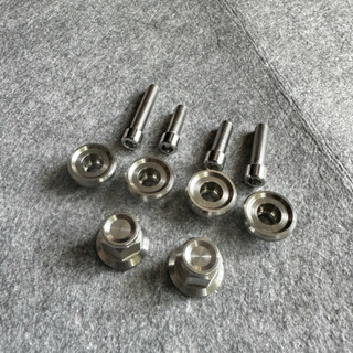 Khâu gác chân gồm ốc tán và 4 khâu cho các dòng xe Wave Nhỏ - Dream