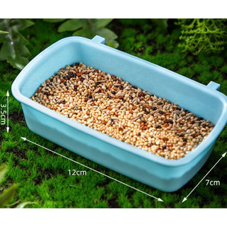 Chén nhựa đựng thức ăn hamster. Chén nhựa cho thú nuôi